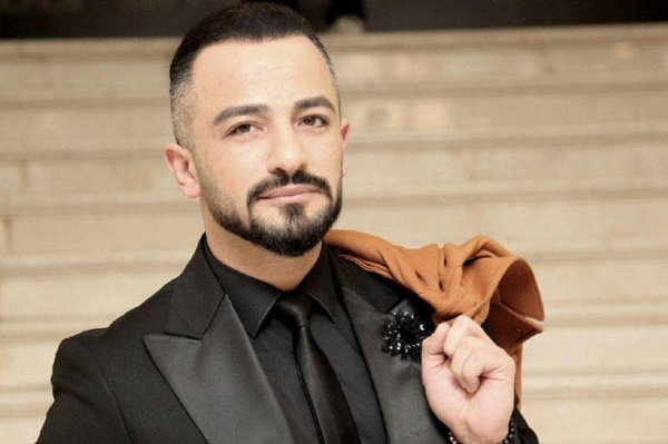 "Yazırlar ki, Afaq Gəncəli ilə sevgiliyəm, Oksana ilə gizli eşq yaşayıram" "Yazırlar ki, Afaq Gəncəli ilə sevgiliyəm, Oksana ilə gizli eşq yaşayıram"