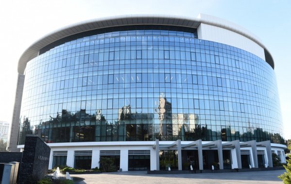 İlham Əliyev və xanımı Hospitalın açılışında İlham Əliyev və xanımı Hospitalın açılışında