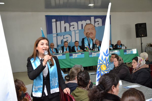 Sumqayıtda seçicilərlə görüşlər davam edir - FOTOLAR