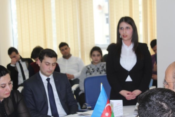 Sumqayıtda “Tarixi mart həqiqətləri” adlı dəyirmi masa keçirilib - FOTO