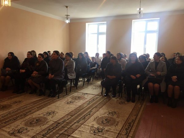 Sumqayıtda orta məktəbdə 31 mart soyqırımına aid tədbir keçirilib - FOTOLAR