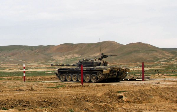 “Ən yaxşı tank heyəti” adı uğrunda yarışlar keçirilir - VİDEO “Ən yaxşı tank heyəti” adı uğrunda yarışlar keçirilir - VİDEO