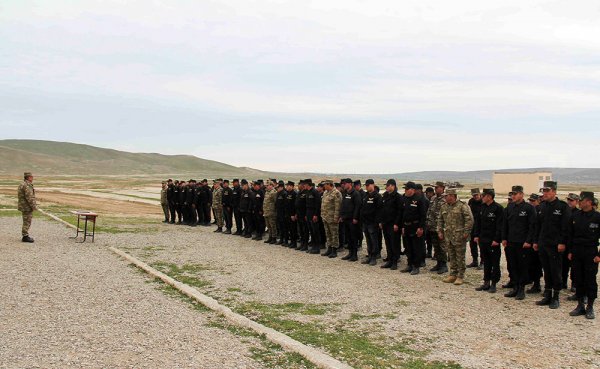 “Ən yaxşı tank heyəti” adı uğrunda yarışlar keçirilir - VİDEO “Ən yaxşı tank heyəti” adı uğrunda yarışlar keçirilir - VİDEO
