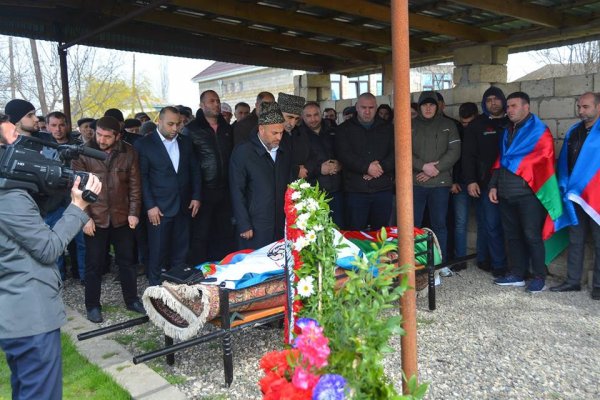 "Qafqaz Pələngi" dəfn olundu - FOTOLAR