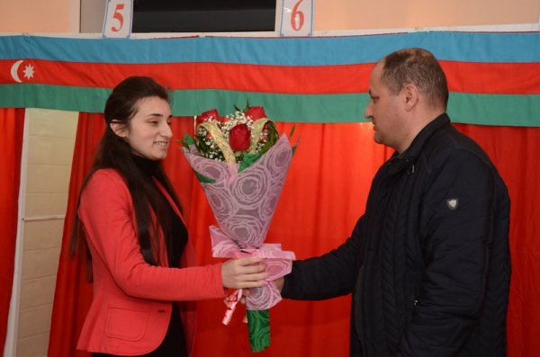 Qubadlının ən yaşlı və ən gənc seçiciləri - FOTOLAR Qubadlının ən yaşlı və ən gənc seçiciləri - FOTOLAR