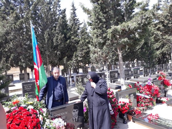 Yaşasaydı 29 yaşı olacaqdı: Sumqayıtlı şəhidin doğum günü - FOTOLAR Yaşasaydı 29 yaşı olacaqdı: Sumqayıtlı şəhidin doğum günü - FOTOLAR