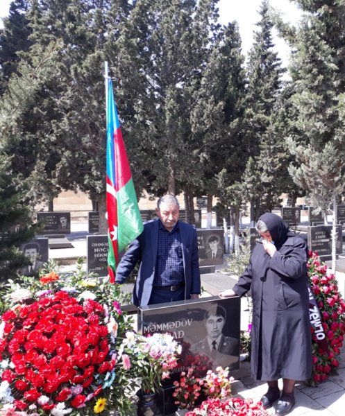 Yaşasaydı 29 yaşı olacaqdı: Sumqayıtlı şəhidin doğum günü - FOTOLAR Yaşasaydı 29 yaşı olacaqdı: Sumqayıtlı şəhidin doğum günü - FOTOLAR