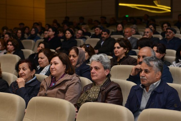 Sumqayıtda “Kimyaçı” Mədəniyyət sarayında “yanğın” - TƏLİMDƏN FOTOLAR