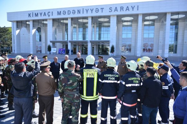 Sumqayıtda “Kimyaçı” Mədəniyyət sarayında “yanğın” - TƏLİMDƏN FOTOLAR