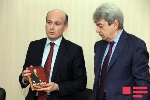 Moskvada Azərbaycan Xalq Cümhuriyyətinin 100 illiyinə həsr olunan tədbir keçirilib Moskvada Azərbaycan Xalq Cümhuriyyətinin 100 illiyinə həsr olunan tədbir keçirilib