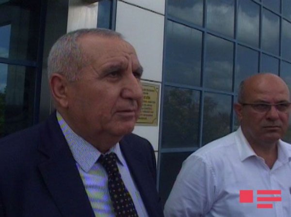 Azərbaycanda işdən çıxarılan 250 nəfər etiraz aksiyası keçirdi - 24 saat vaxt verildi - FOTOLAR