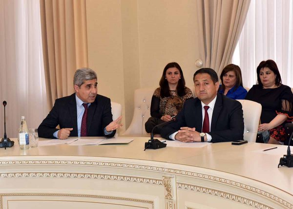 Sumqayıtda Ümummilli lider Heydər Əliyevin 95 illik yubileyinə həsr olunmuş tədbir keçirilib Sumqayıtda Ümummilli lider Heydər Əliyevin 95 illik yubileyinə həsr olunmuş tədbir keçirilib