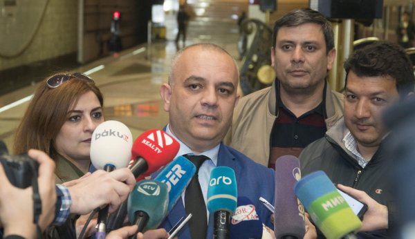 Bakı Metropoliteninin yeni qatarı - Sərnişinlər bu yeniliyə çox sevinəcəklər - FOTOLAR Bakı Metropoliteninin yeni qatarı - Sərnişinlər bu yeniliyə çox sevinəcəklər - FOTOLAR