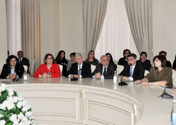 Sumqayıtda Akademik Zərifə Əliyevanın anadan olmasının 95 illiyinə həsr olunmuş konfrans keçirilib Sumqayıtda Akademik Zərifə Əliyevanın anadan olmasının 95 illiyinə həsr olunmuş konfrans keçirilib