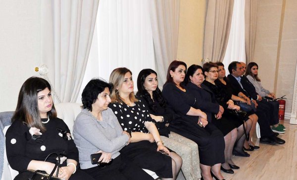 Sumqayıtda Akademik Zərifə Əliyevanın anadan olmasının 95 illiyinə həsr olunmuş konfrans keçirilib Sumqayıtda Akademik Zərifə Əliyevanın anadan olmasının 95 illiyinə həsr olunmuş konfrans keçirilib