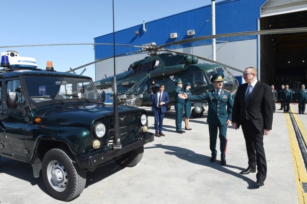 Prezident İlham Əliyev yeni inşa edilən “Tufan” tipli sərhəd gözətçi gəmisi ilə tanış olub Prezident İlham Əliyev yeni inşa edilən “Tufan” tipli sərhəd gözətçi gəmisi ilə tanış olub