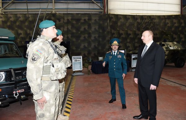 Prezident İlham Əliyev yeni inşa edilən “Tufan” tipli sərhəd gözətçi gəmisi ilə tanış olub Prezident İlham Əliyev yeni inşa edilən “Tufan” tipli sərhəd gözətçi gəmisi ilə tanış olub