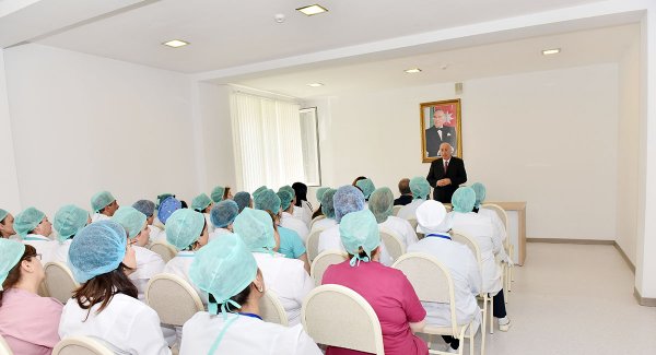Zakir Fərəcov Doğum evinə niyə getmişdi? - FOTOLAR