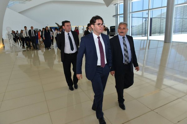 Kimyaçılar Heydər Əliyev Mərkəzində -FOTOLAR