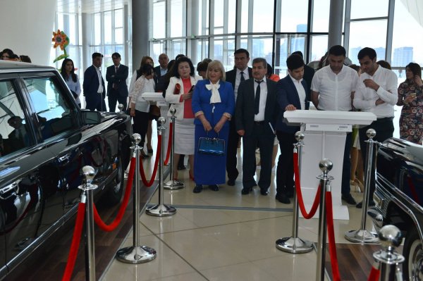 Kimyaçılar Heydər Əliyev Mərkəzində -FOTOLAR