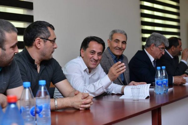 Sumqayıtda “Ömrün qürub çağı” - FOTOLAR Sumqayıtda “Ömrün qürub çağı” - FOTOLAR