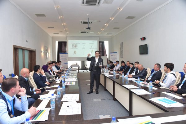 Şəki-Zaqatala regionunda iaşə obyektlərində xidmət keyfiyyətinin yüksəldilməsi məqsədilə təlim keçirilib - FOTO