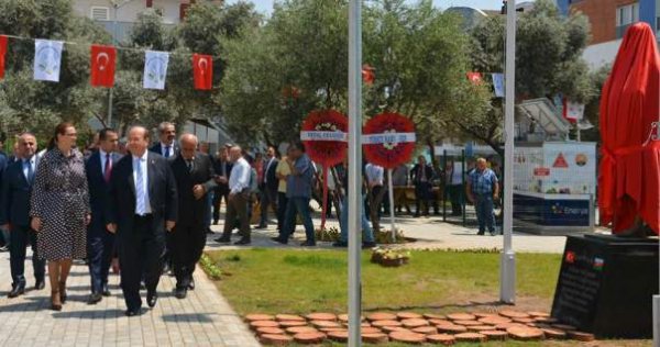 Millət vəkili Q.Paşayeva Türkiyədə Azərbaycan parkı və Xocalı abidəsinin açılışında Türk dünyasına çağırış edib