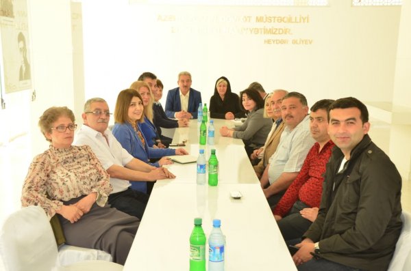 Meydan Sumqayıtda - FOTOLAR