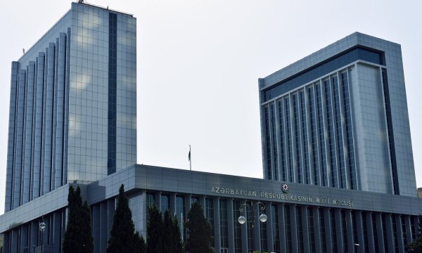 Milli Məclisin ən çox maaş alan deputatları - SİYAHI