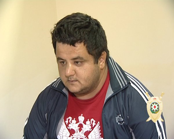 Sumqayıtda taksi sürücüsünü öldürməkdə şübhəli bilinənlər tutuldu - FOTOLAR Sumqayıtda taksi sürücüsünü öldürməkdə şübhəli bilinənlər tutuldu - FOTOLAR