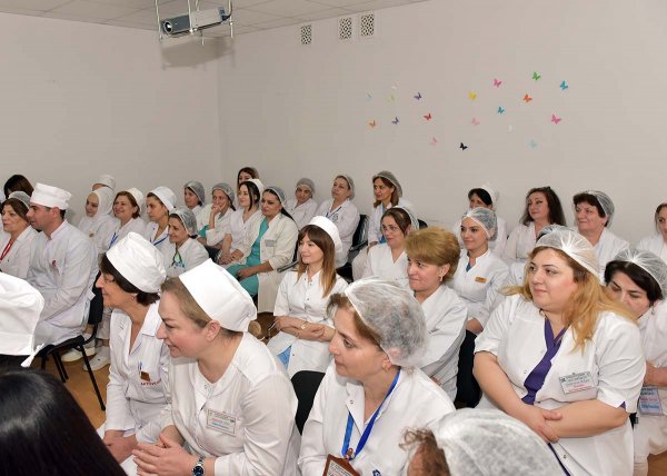Sumqayıtın icra başçısı daha bir tibb müəssisəsində oldu – FOTOLAR Sumqayıtın icra başçısı daha bir tibb müəssisəsində oldu – FOTOLAR