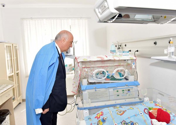 Sumqayıtın icra başçısı daha bir tibb müəssisəsində oldu – FOTOLAR Sumqayıtın icra başçısı daha bir tibb müəssisəsində oldu – FOTOLAR