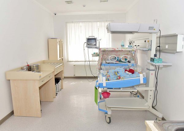 Sumqayıtın icra başçısı daha bir tibb müəssisəsində oldu – FOTOLAR Sumqayıtın icra başçısı daha bir tibb müəssisəsində oldu – FOTOLAR