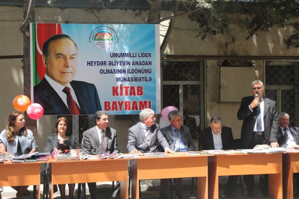 Sumqayıtda kitab bayramı - FOTOLAR