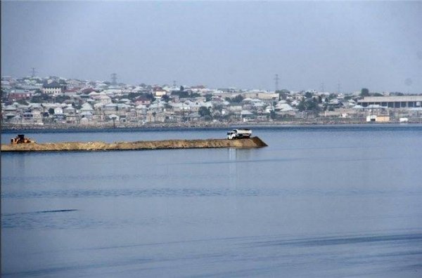 Anası Bakıda doğulan İngilis kralının vəsiyyəti - “Bakı Qüdsə bərabər müqəddəs şəhər olacaq” Anası Bakıda doğulan İngilis kralının vəsiyyəti - “Bakı Qüdsə bərabər müqəddəs şəhər olacaq”