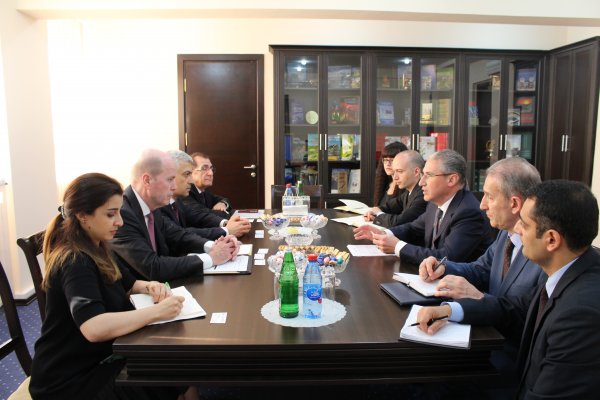 Muxtar Babayev BP-nin nümayəndə heyəti ilə görüşüb - FOTO