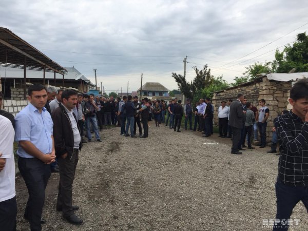 Azərbaycan Ordusunun şəhid olan əsgəri dəfn edilib Azərbaycan Ordusunun şəhid olan əsgəri dəfn edilib