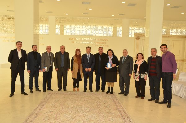Orijinal düşüncəsilə yeni sözlər, fikirlər deyən "Köhnə Sumqayıtlı" - FOTOLAR