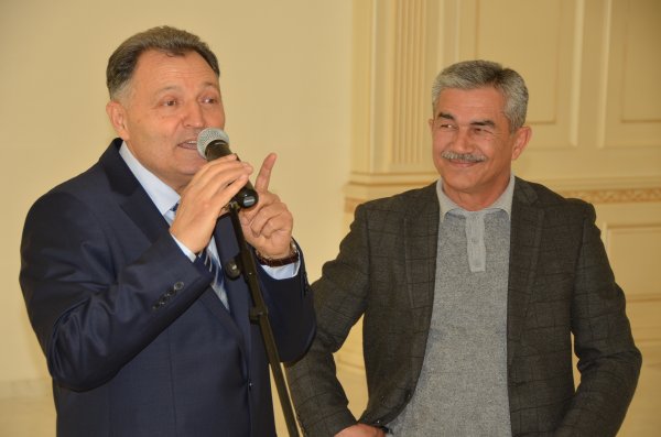 Orijinal düşüncəsilə yeni sözlər, fikirlər deyən "Köhnə Sumqayıtlı" - FOTOLAR
