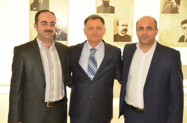 Orijinal düşüncəsilə yeni sözlər, fikirlər deyən "Köhnə Sumqayıtlı" - FOTOLAR