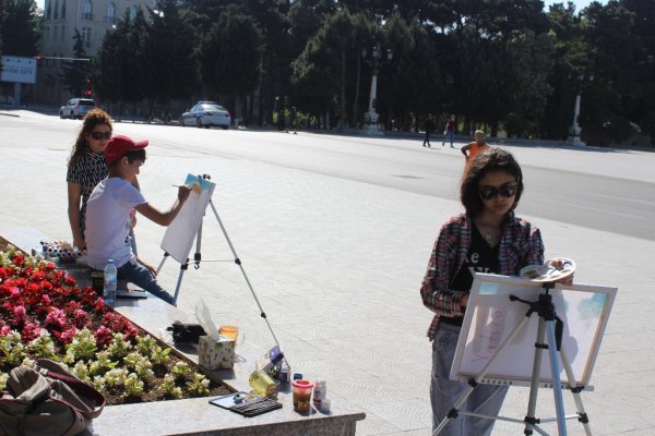 AXC-nin 100 illiyi münasibətilə Sumqayıtda açıq səma altında etüd keçirilib - FOTO