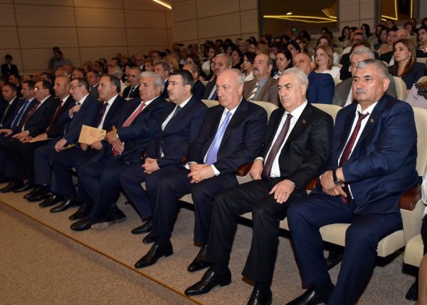 Sumqayıtda Aşıq Şəmşirin 125 illik yubileyi qeyd edilib - VİDEO + FOTOLAR Sumqayıtda Aşıq Şəmşirin 125 illik yubileyi qeyd edilib - VİDEO + FOTOLAR