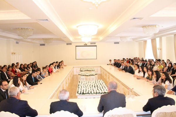 Sumqayıtda Azərbaycan Xalq Cümhuriyyətinin 100 illiyi münasibətilə tədbir keçirilib - FOTOLAR