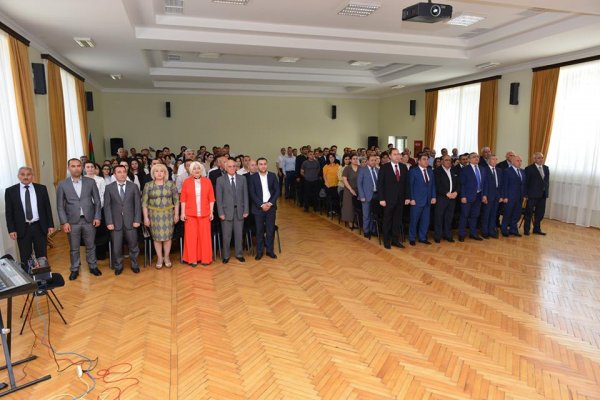 Sumqayıtda kimyaçılar AXC-nin 100 illiyini qeyd ediblər -FOTOLAR