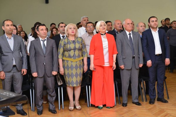 Sumqayıtda kimyaçılar AXC-nin 100 illiyini qeyd ediblər -FOTOLAR