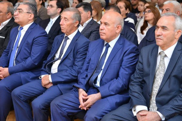 Sumqayıtda kimyaçılar AXC-nin 100 illiyini qeyd ediblər -FOTOLAR