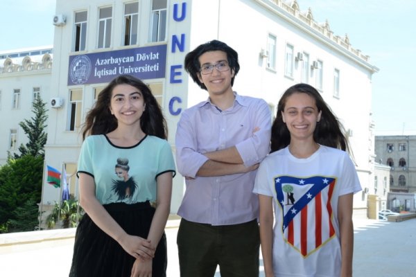 Yeddi yüz bal toplayan sumqayıtlı Cahan Həşimzadə bu universiteti seçdi - FOTOLAR