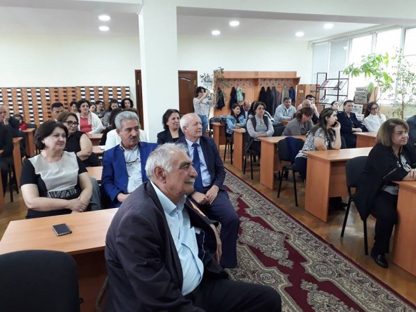 Sumqayıtda "Sən kimsən, Armando?" - FOTOLAR Sumqayıtda "Sən kimsən, Armando?" - FOTOLAR