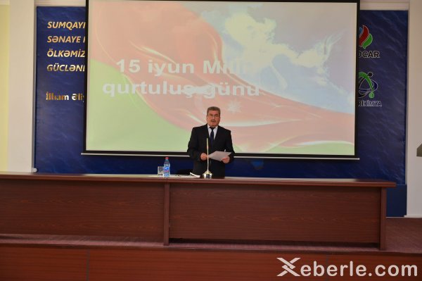 Kimyaçılar Qurtuluş  Gününü  qeyd etdilər - FOTOLAR