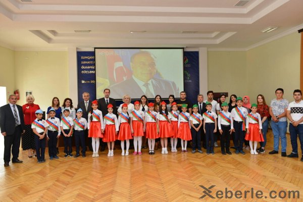 Kimyaçılar Qurtuluş  Gününü  qeyd etdilər - FOTOLAR